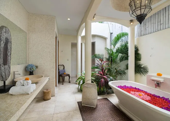 Casabianca Seminyak (Bali)