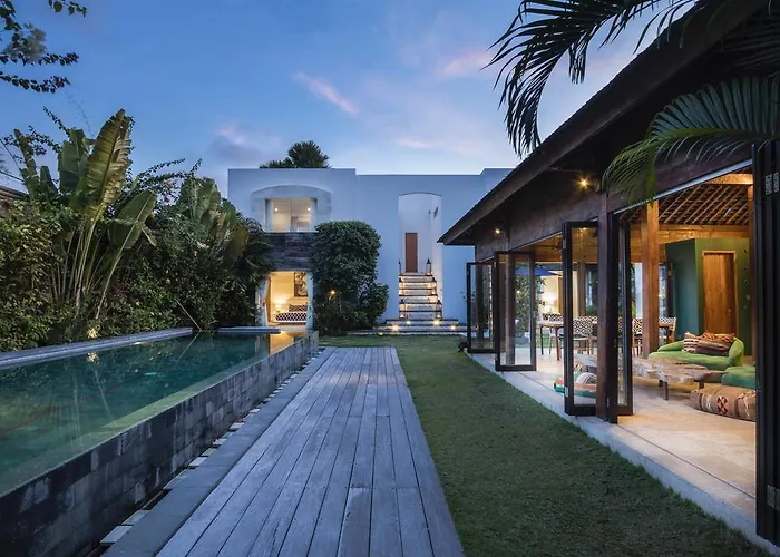 Casabianca Seminyak (Bali)